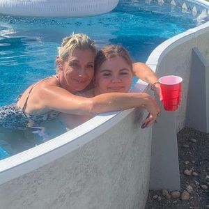 Meet your Posher, Paulette